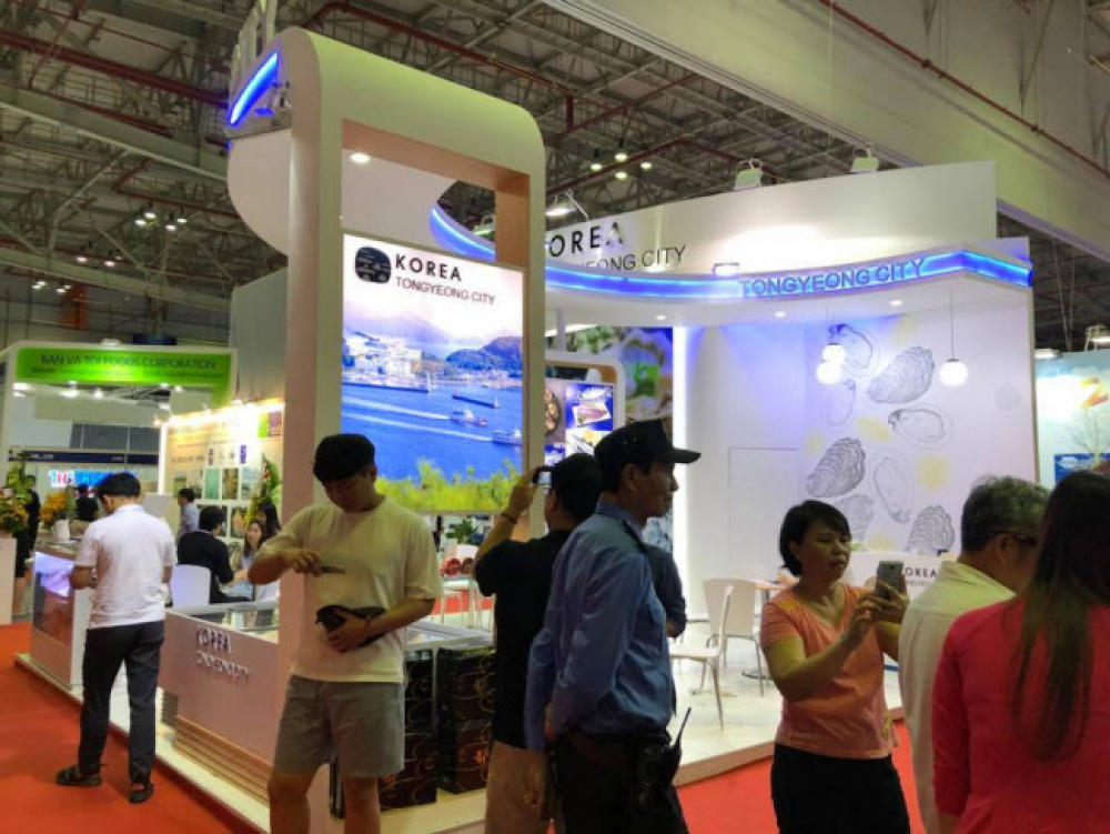 contractor booth exhibition vietnam