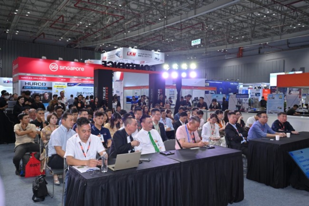 contractor booth exhibition vietnam